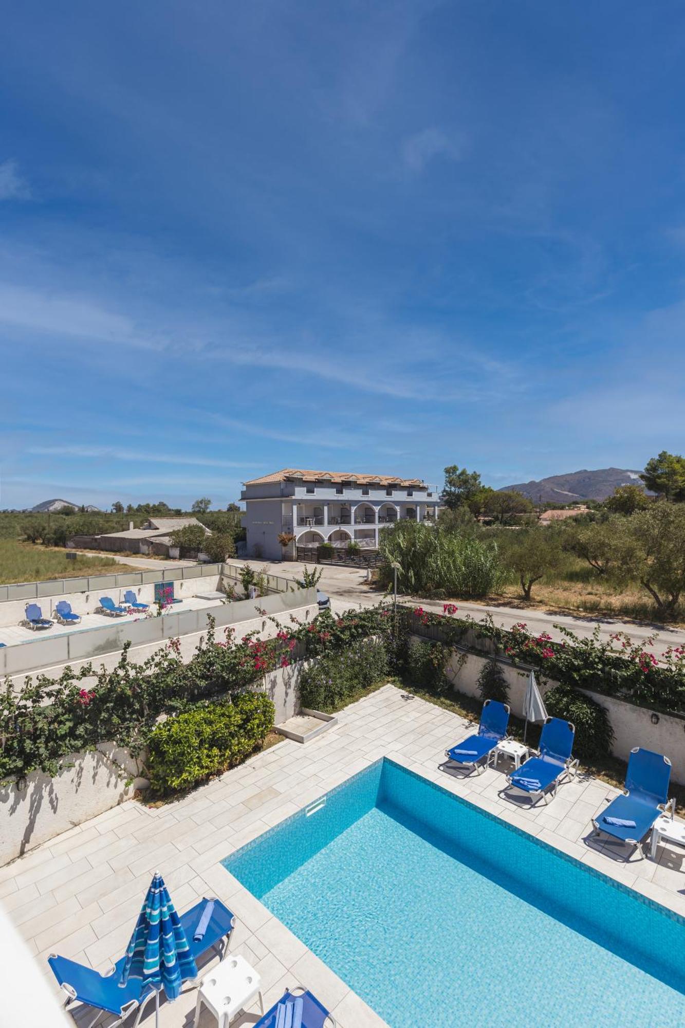 Dennis And Tanya Villas Лаганас Экстерьер фото